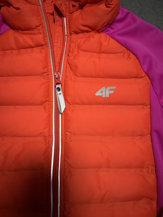 Продам мембранную куртку 4F
