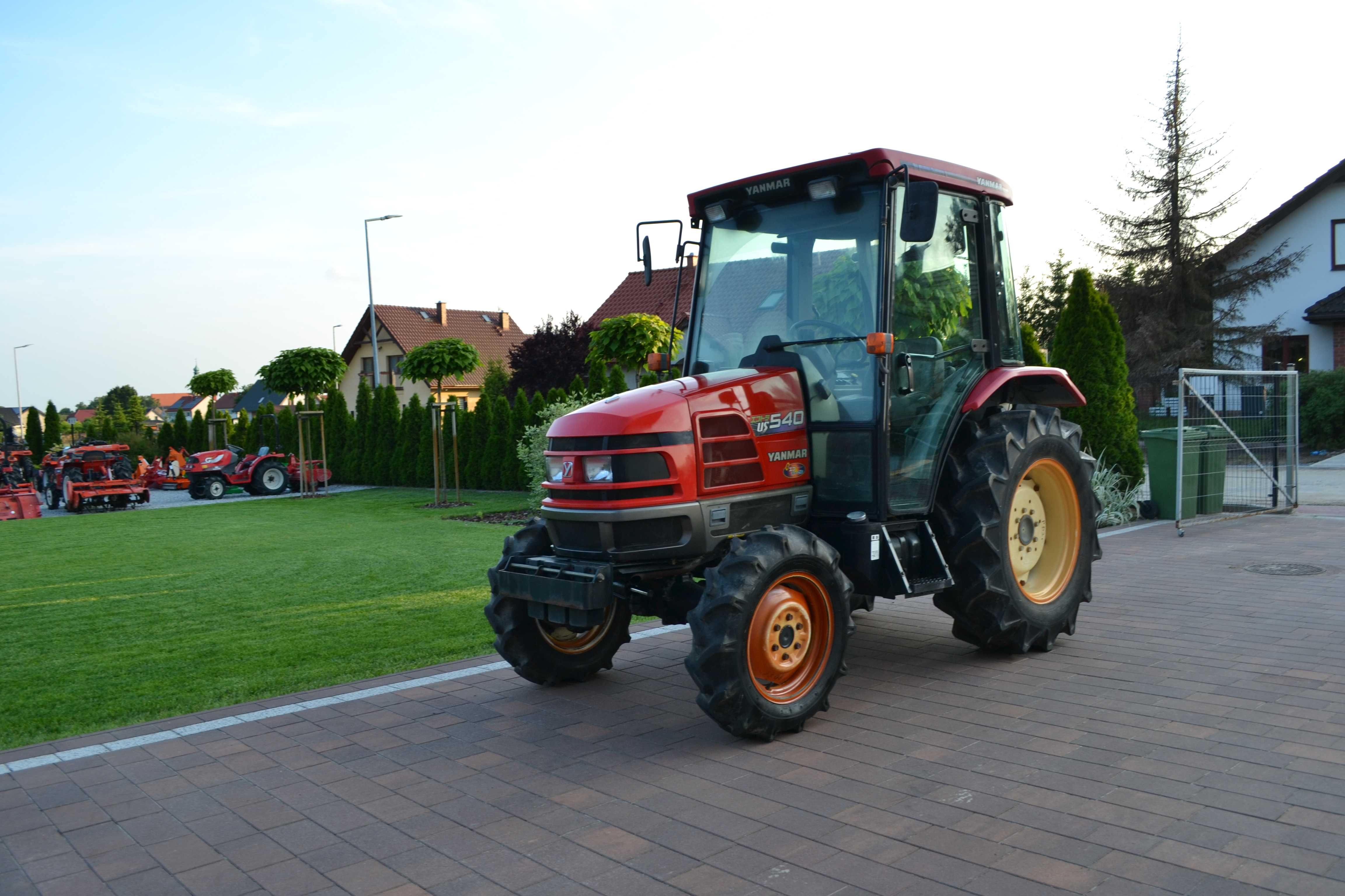 Traktorek japoński mini traktor Kubota Yanmar Kabinowy II japonski