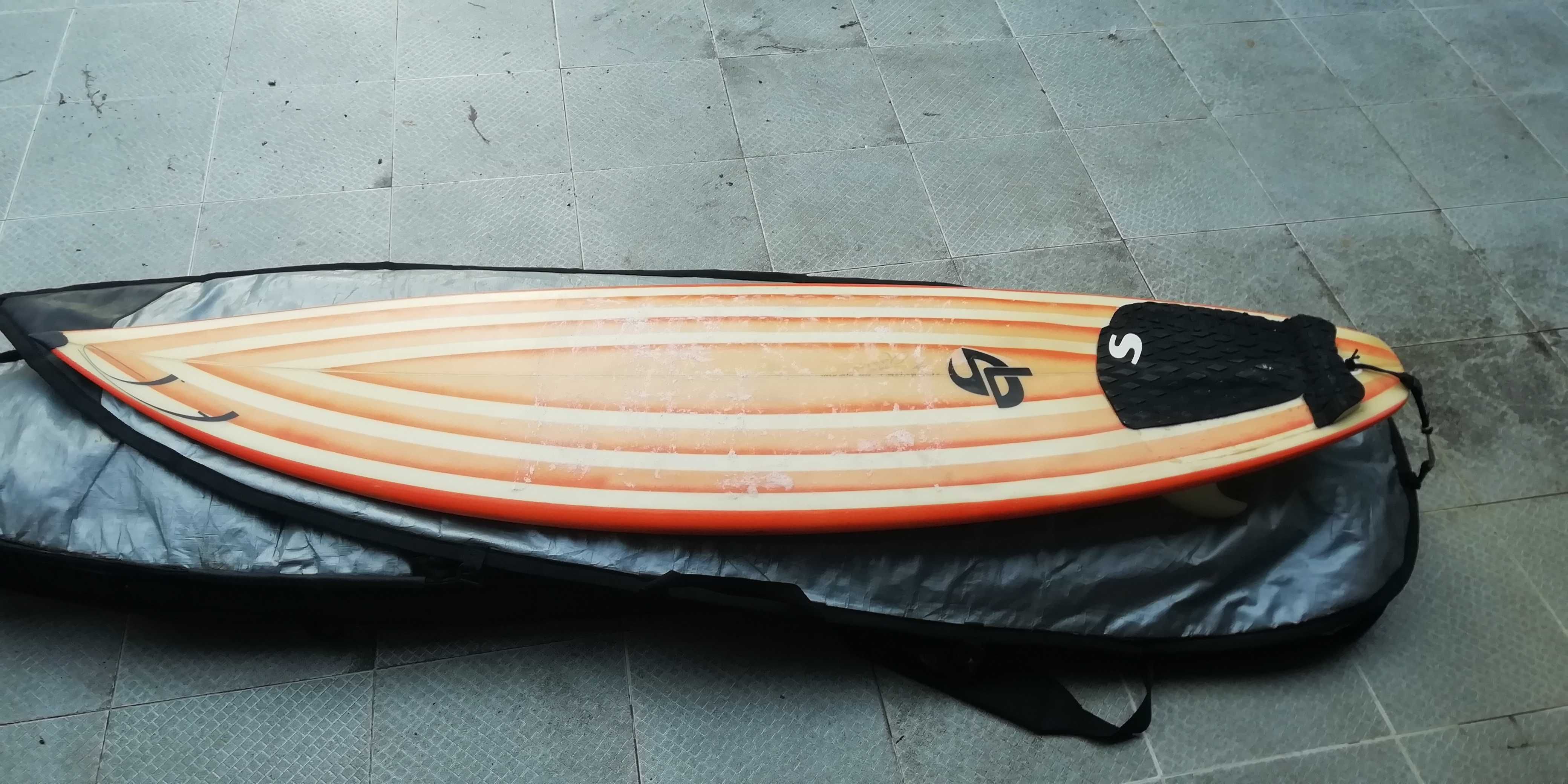Surf material, pranchas, sacos, fato