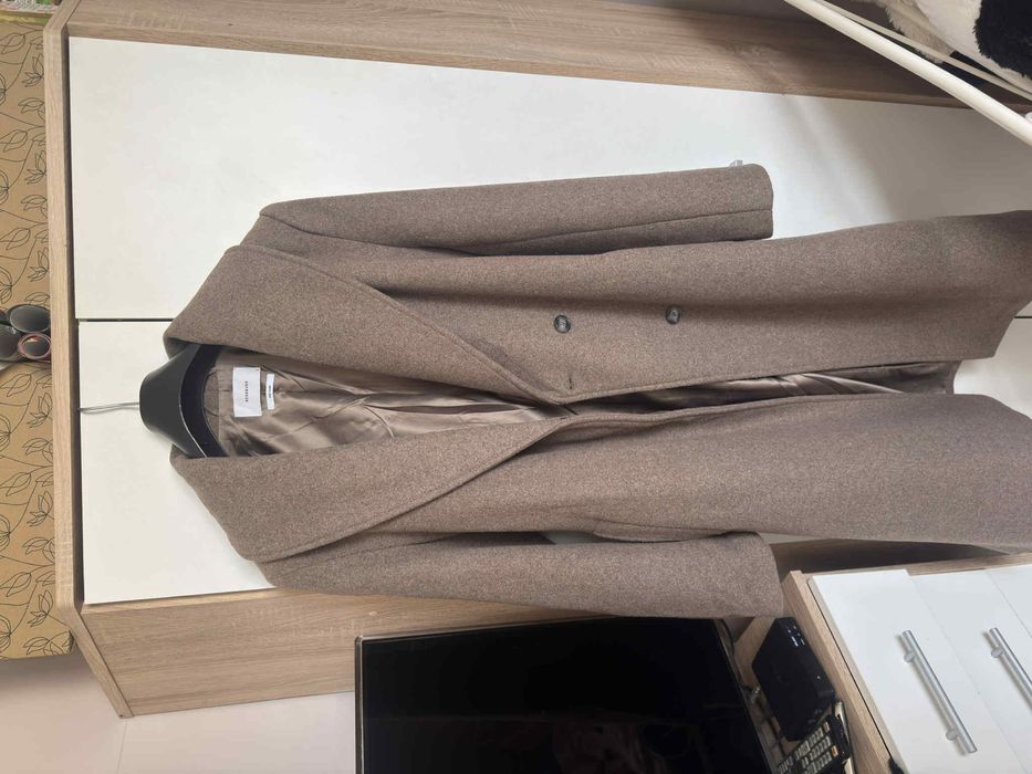 Płaszcz damski Reserved L