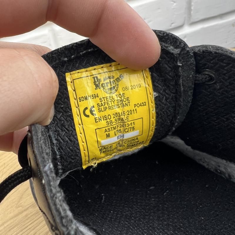 Чоловічі шкіряні туфлі дербі Dr. Martens