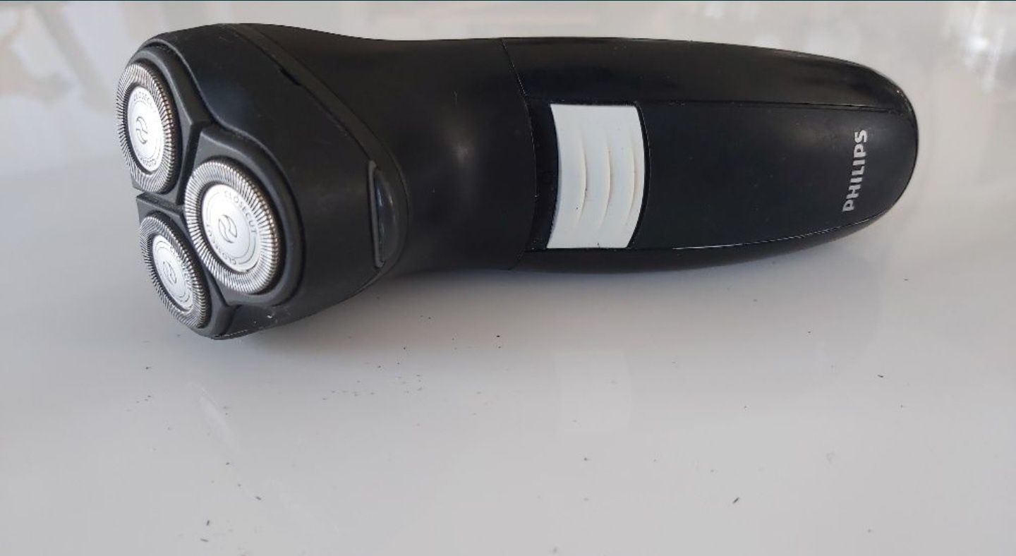 Maszynka philips golarka jak nowa
