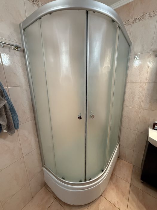 Скло душової кабіні з піддоном, душова кабіна