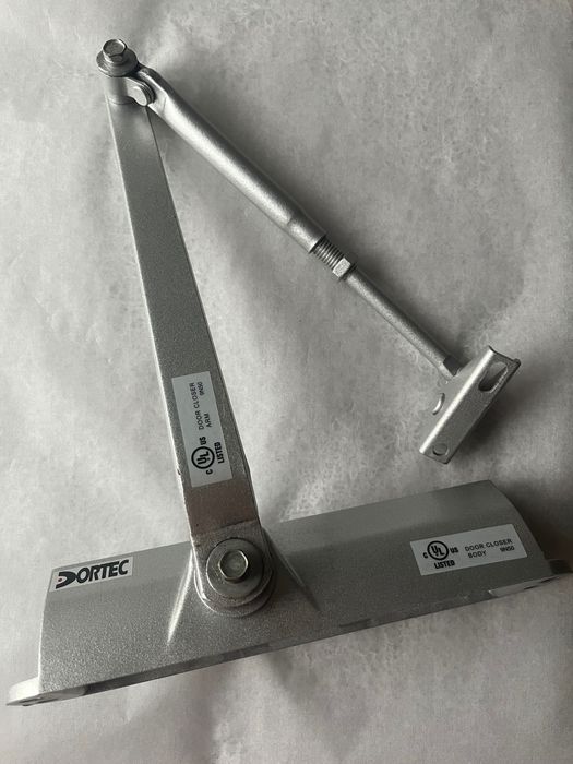 Дотягувач до дверей