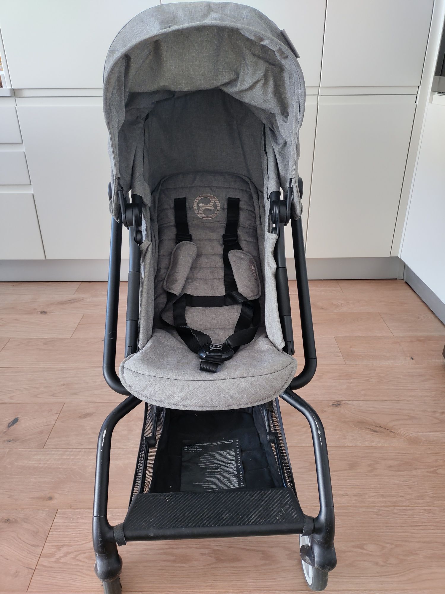 3 em 1 Cubex Q - Ovo/Alcofa e Carrinho com Isofix incluído