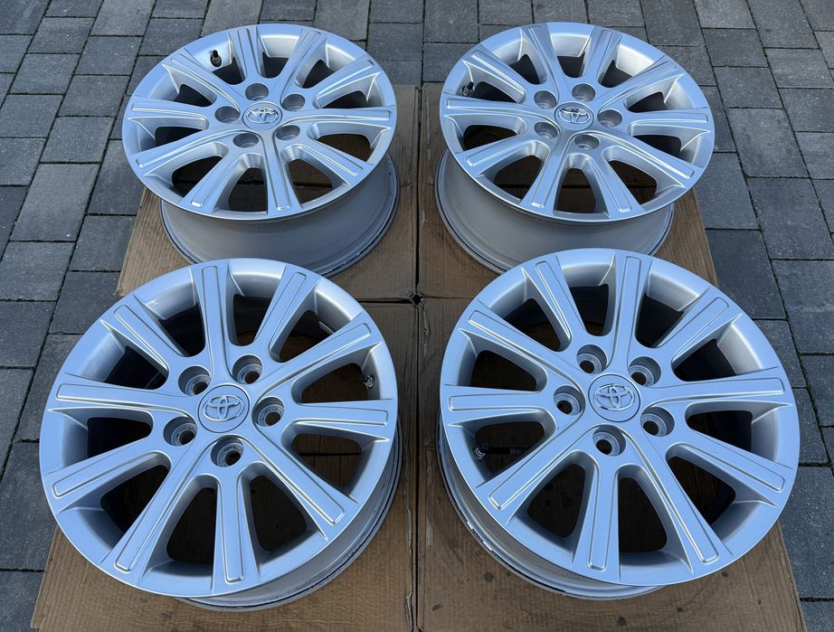 Oryginalne felgi 16" Toyota Auris Corolla Avensis 5x114.3 czujniki