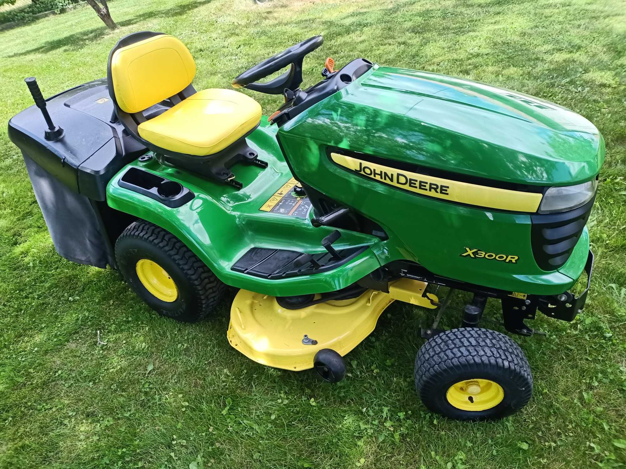 Traktorek Kosiarka John Deere X305 R pompa oleju 17KM