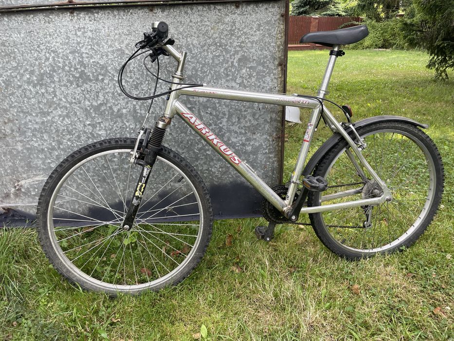 Rower Arkus mlodziezowy 20 rama, 26 kola