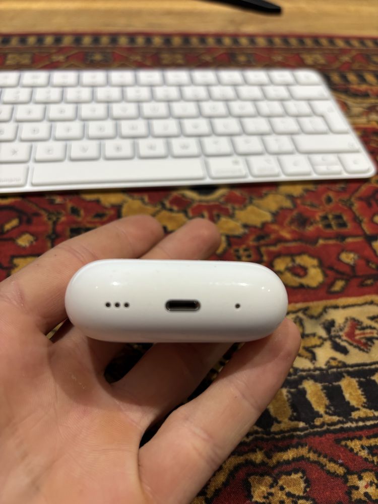 AirPods Pro 2 (lightning)