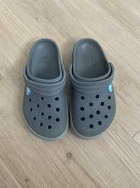 CROCS klapki roz.C10/11 szare