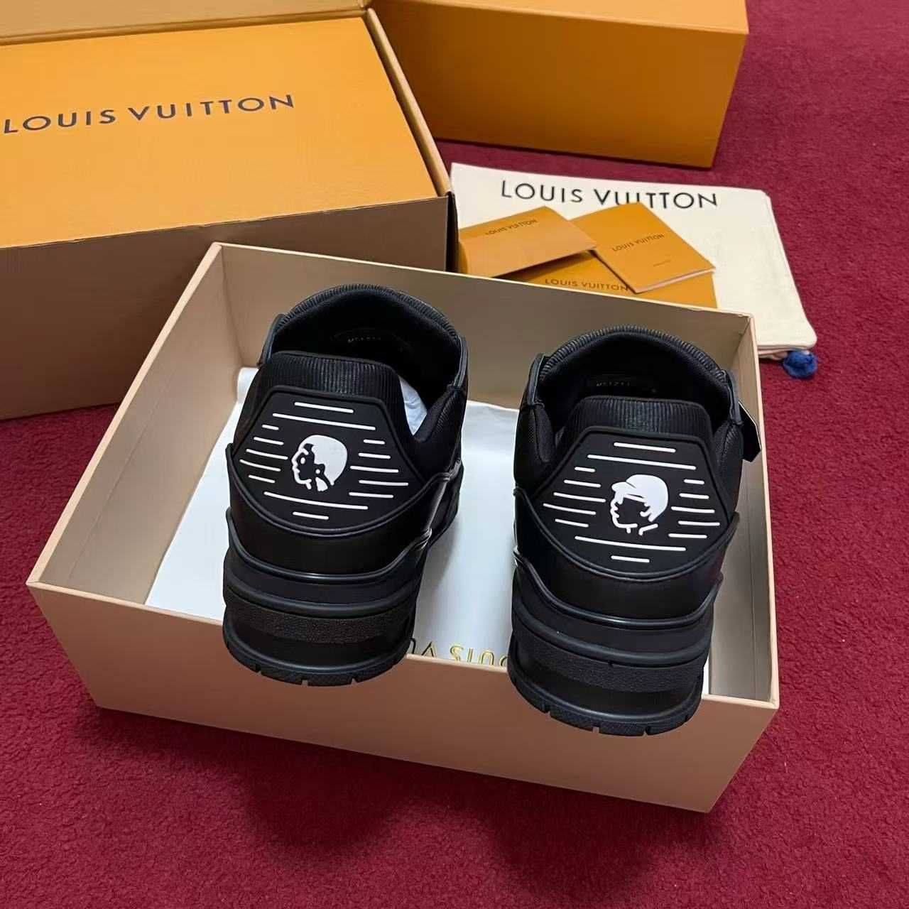 Tênis LOUIS VUITTON x Nigo Trainer - personalização de tamanho