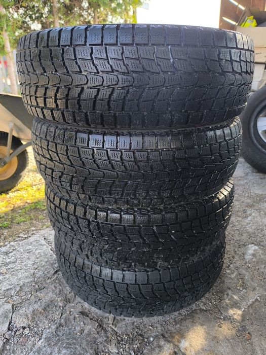 Opony Zimowe 215/65/16 Dunlop Komplet Bardzo Ładne