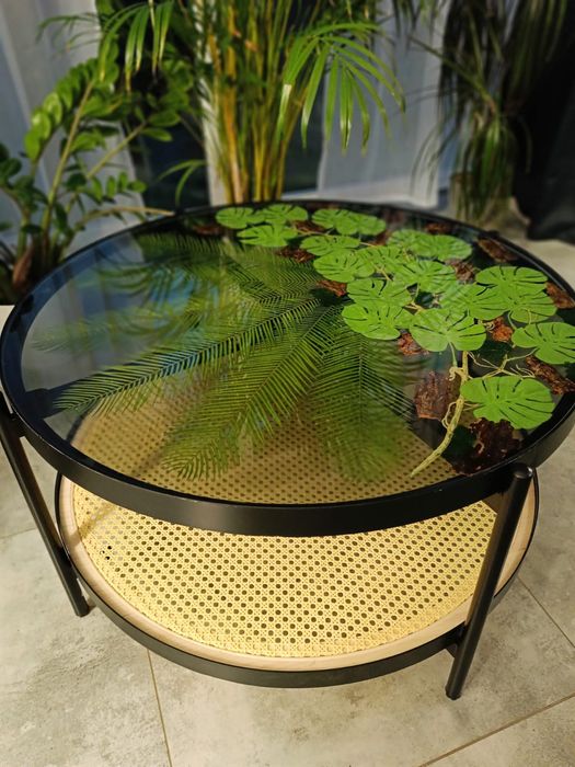 Stół z żywicą własnoręcznie zrobiony