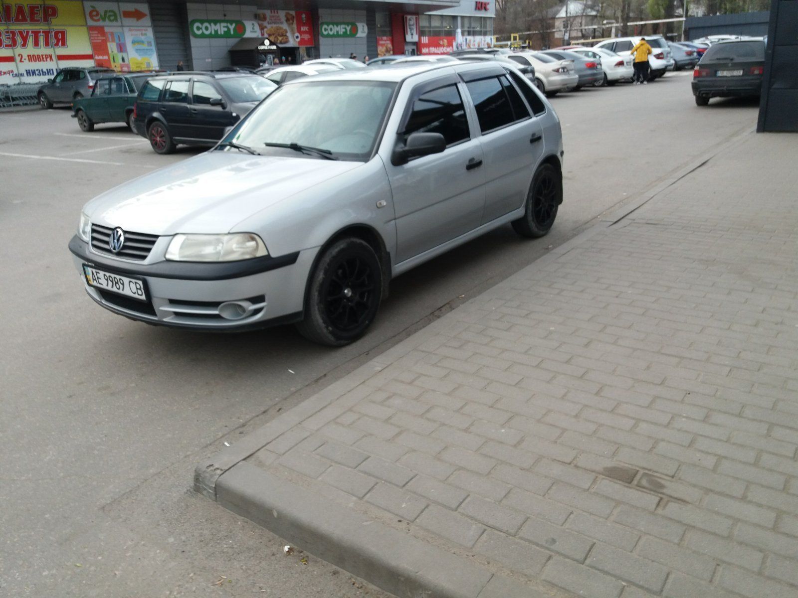 Volkswagen Pointer 1.8