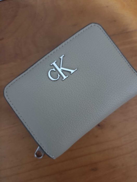 Carteira Calvin Klein Mulher Bege NOVA