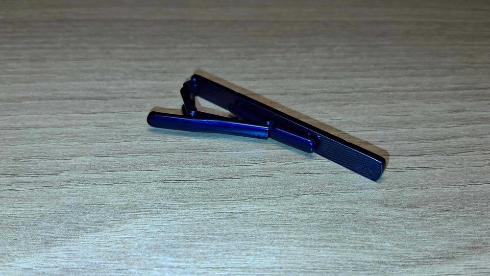 Elegancka Niebieska Spinka Do Krawata Metalowa Męska