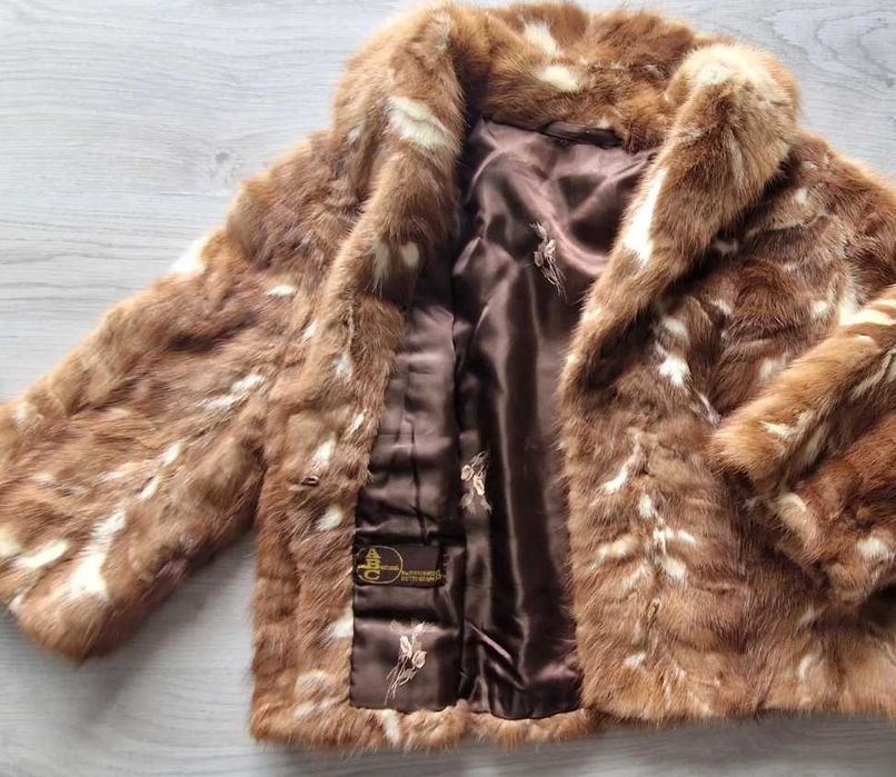 S 36 M 38 Krótka kurtka z Norki lekka i miękka jasny brąz i beż