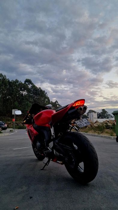 Honda cbr 1000 rr
