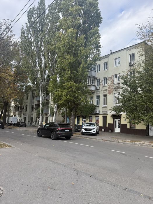 Продам люкс 3к 88м2 центр міста Срарокозацька