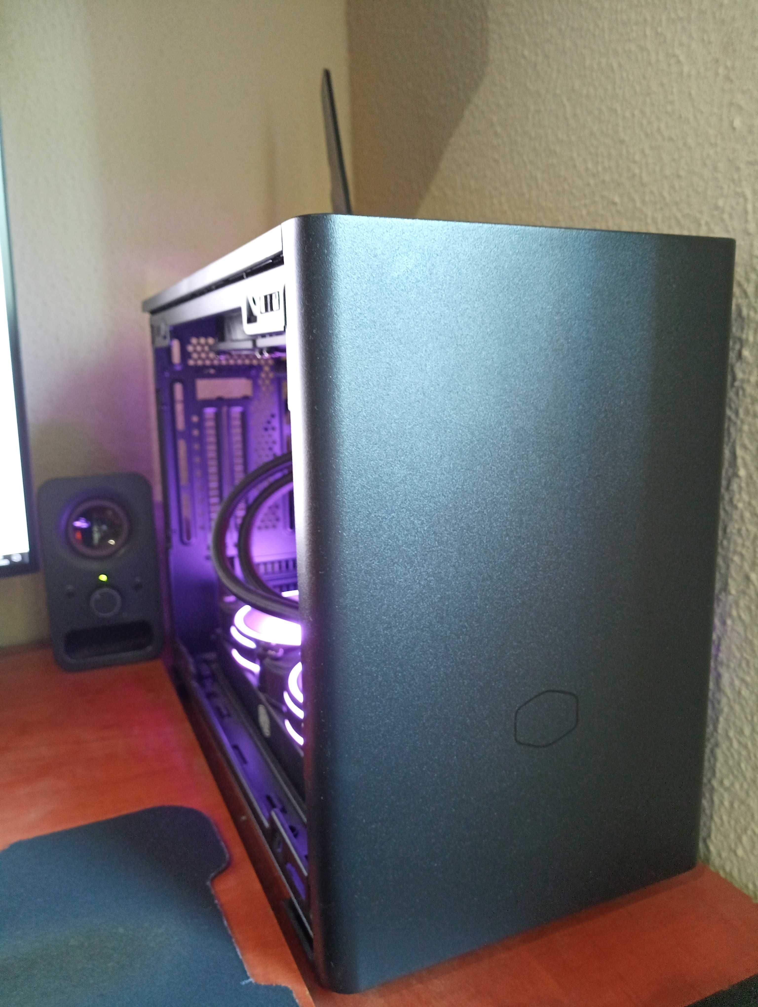 Computador torre Mini ITX