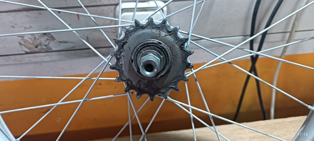 Roda cubo Shimano 3 velocidades