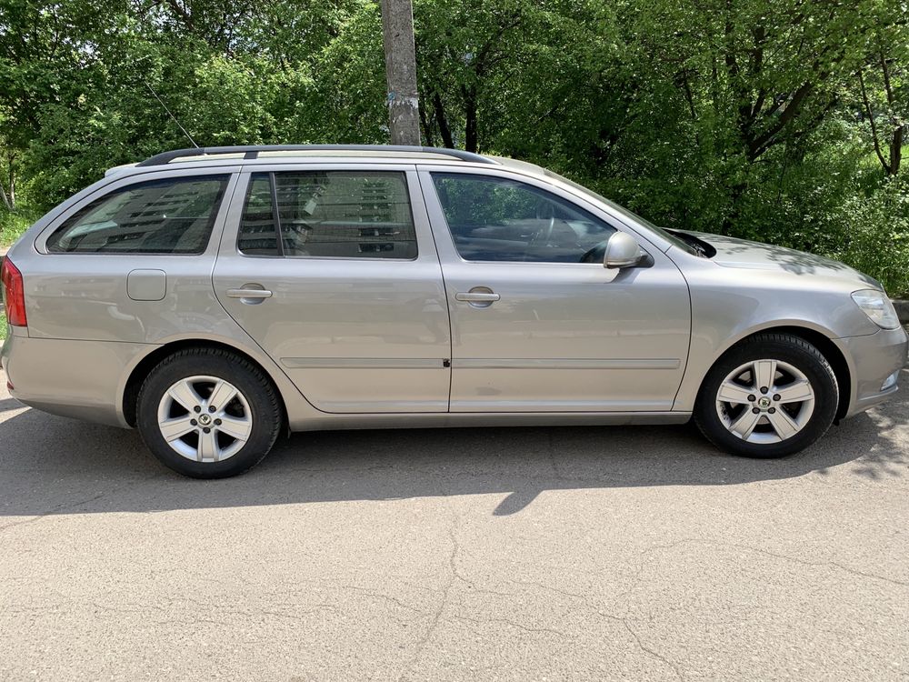 Skoda oktavia 1.6tdi,2010р