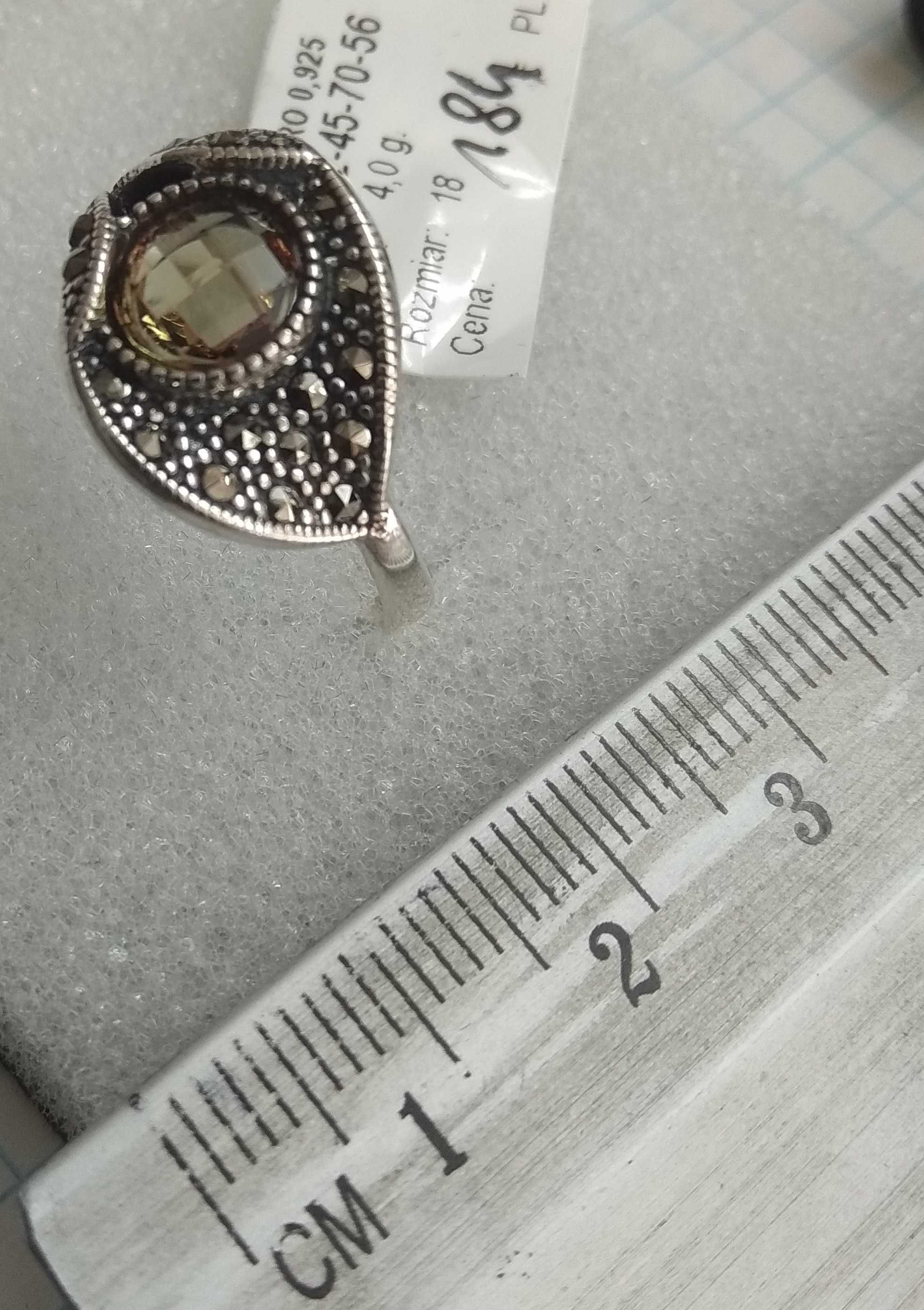 Pierścionek z Sułtanitem i markazytami zgrabny Srebro 925 NOWE r. 18