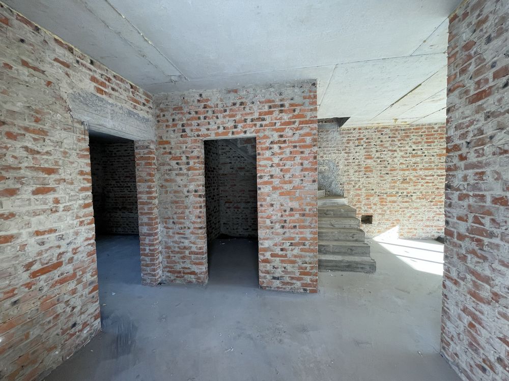 Котедж 117 кв.м з власною ділянкою