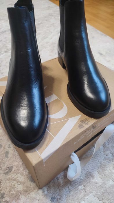 Продам нові челсі  ZARA преміум шкіра