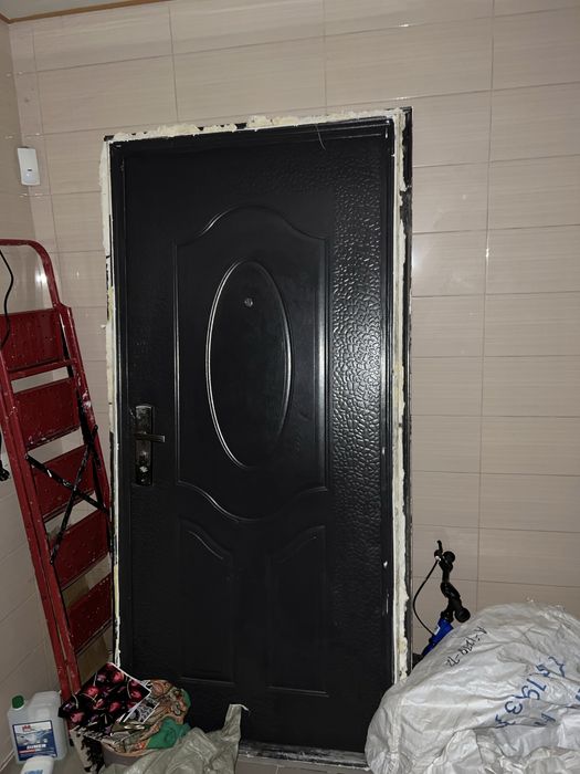 Двері вхідні 205.95 сп