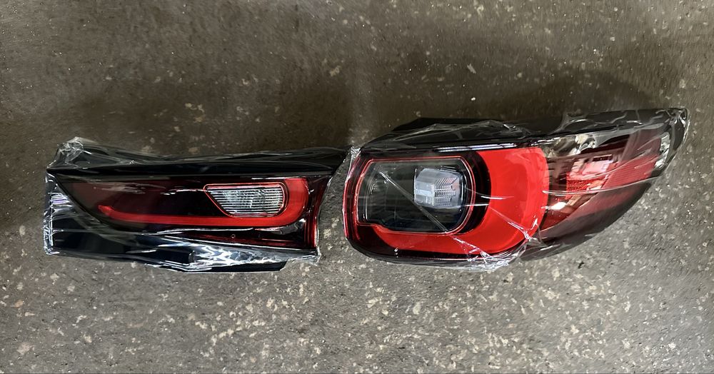 Фонарь в крило і ляду mazda cx-5 2022, 2023, 2024, 2025