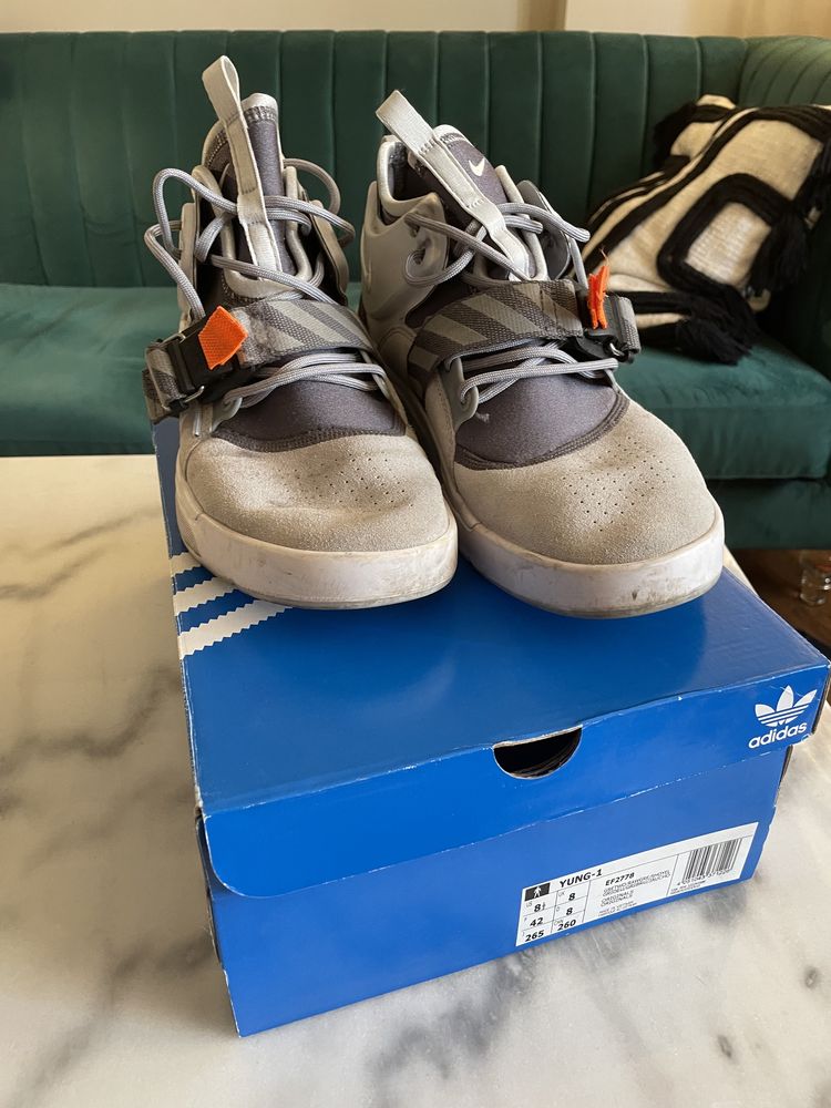 Buty adidas Yung-1