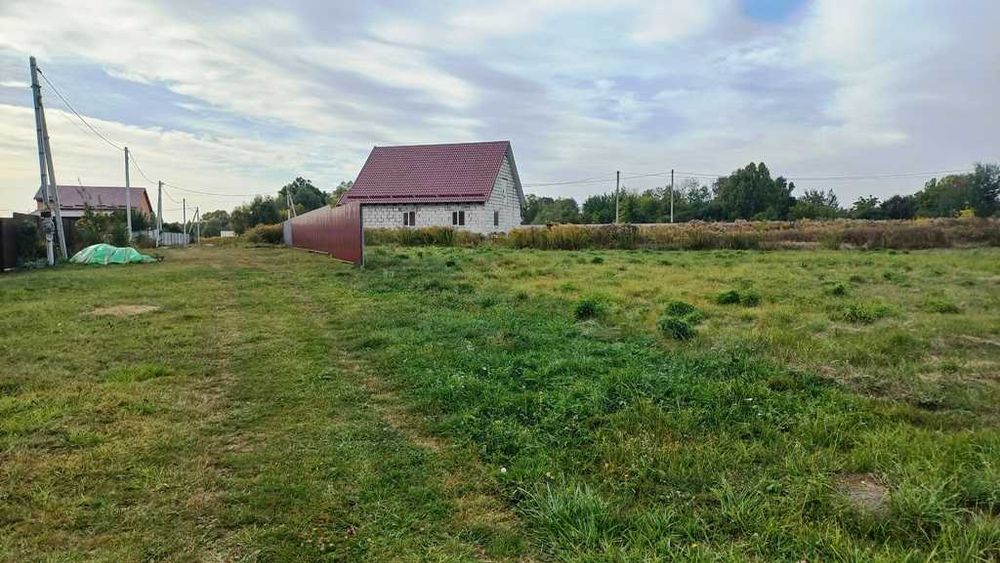 Дударків, ділянка 19 соток з великим фасадом та комунікаціями
