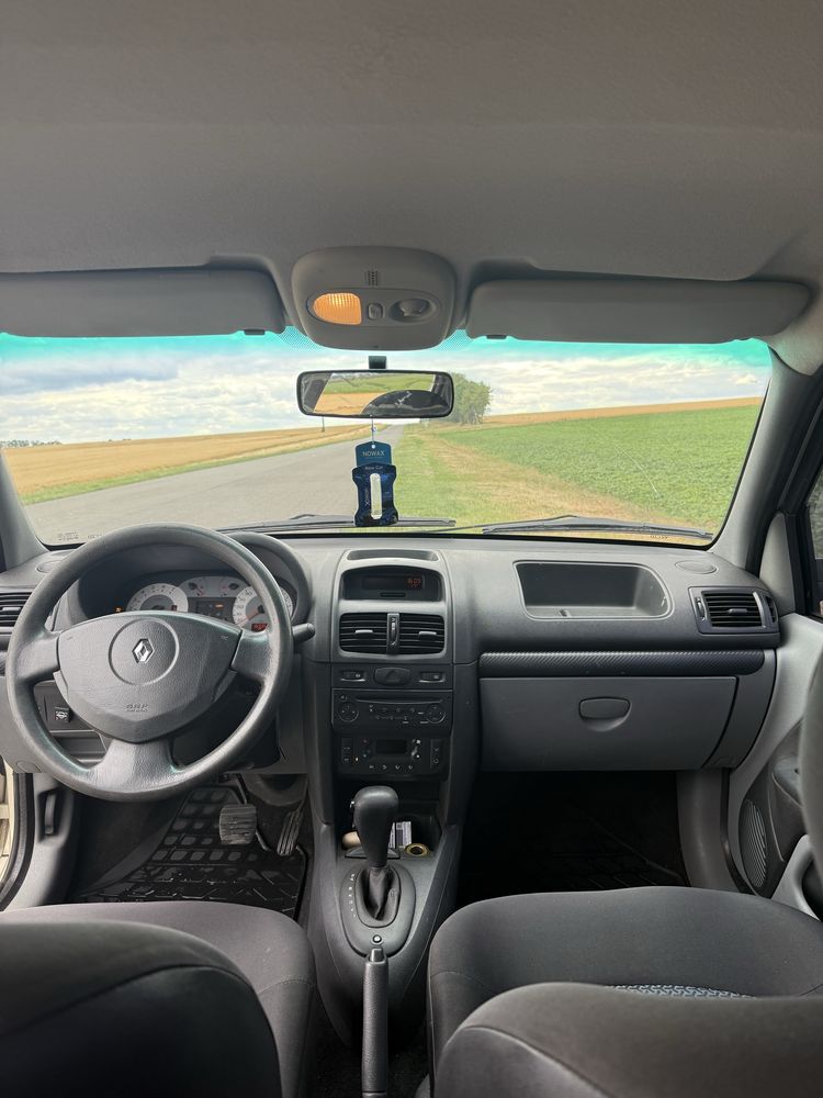 Renault Clio(Symbol) 1.4 газ/бенз автомат 2007