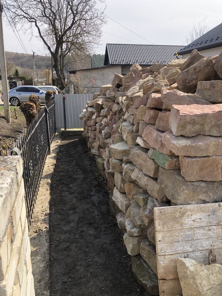 Продам камінь бутовий