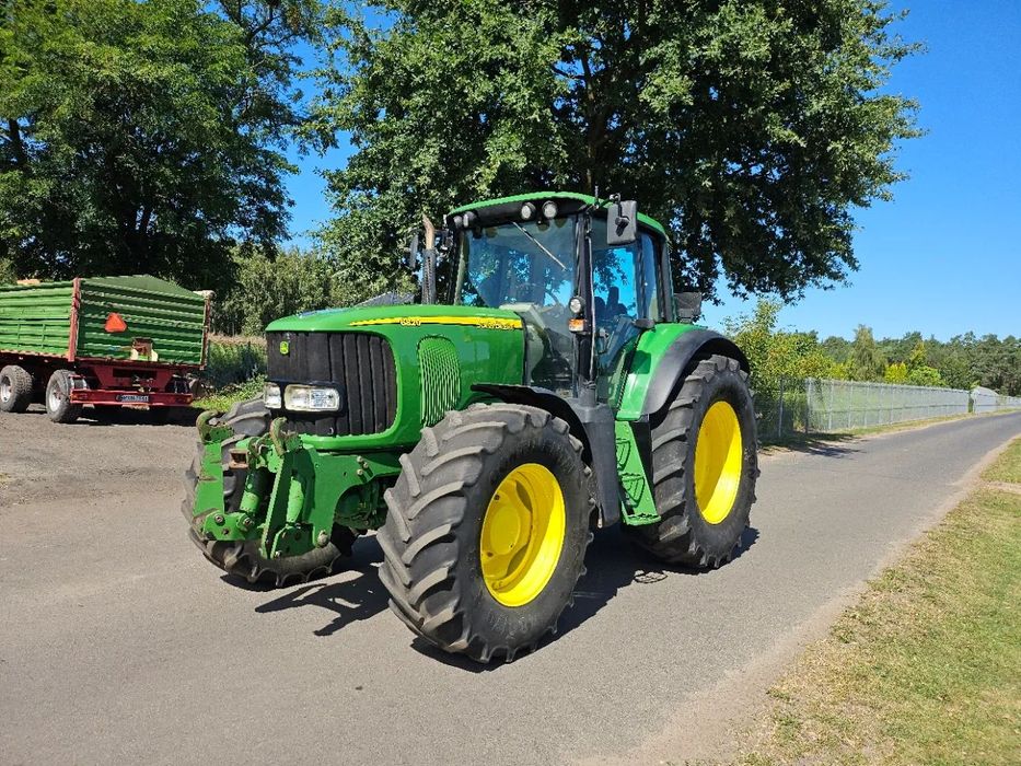 John Deere 6820 PREMIUM POWERQUAD PLUS  PowerQuad PLUS  TUZ przód amortyzowana oś 40km/h ECO