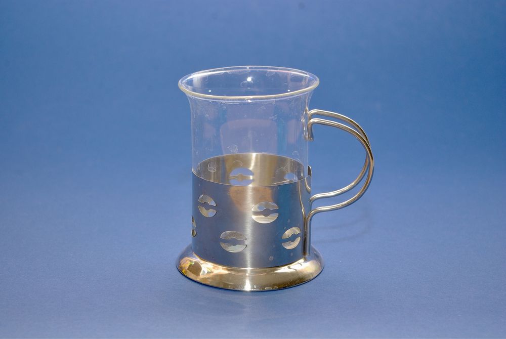 Стаканчик для чая с подстаканником