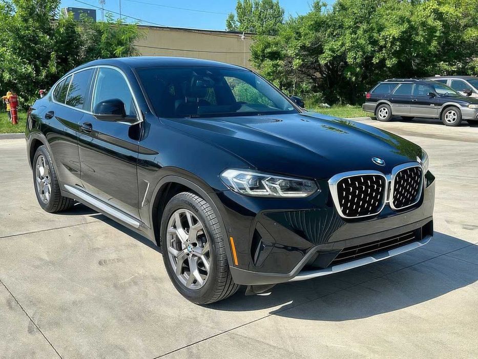 BMW X4 xDrive30i      2022