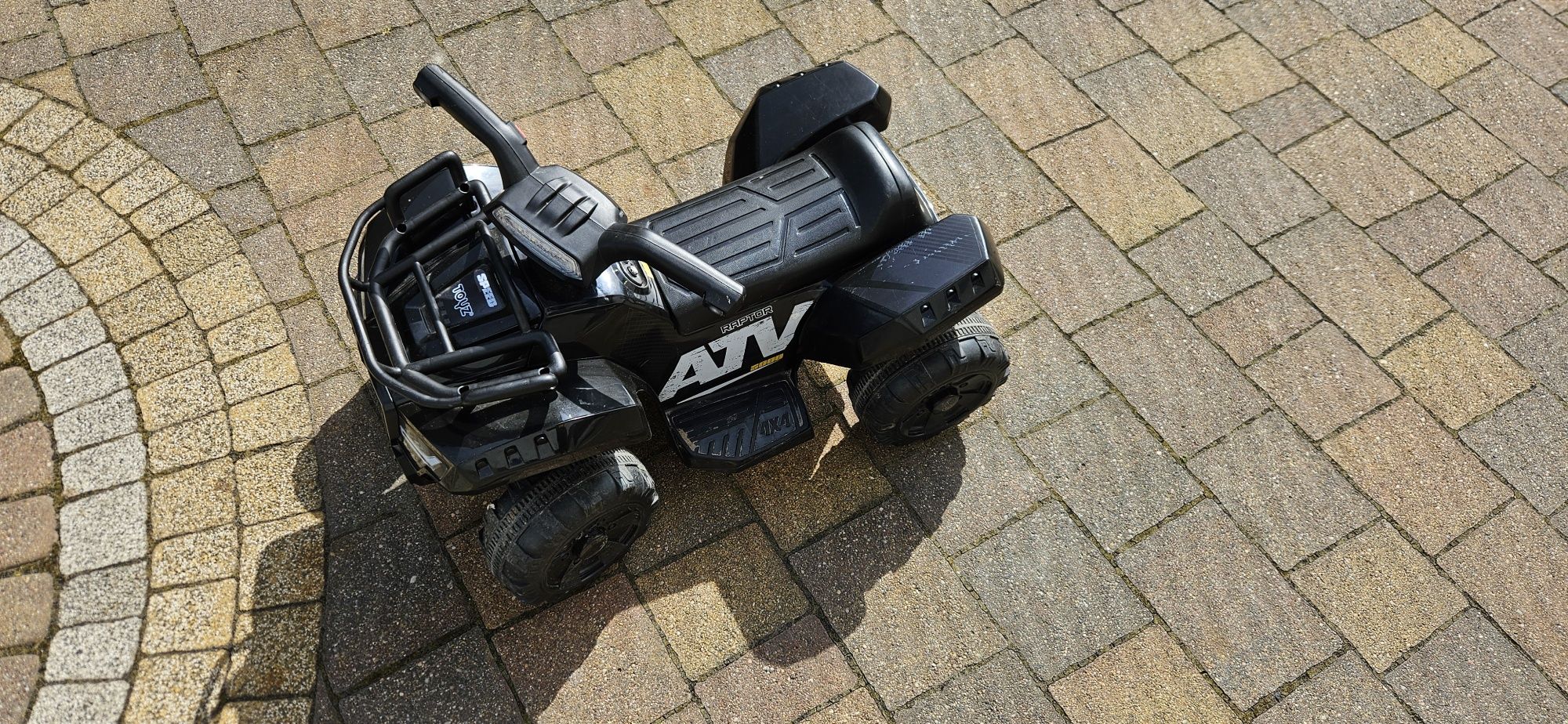 Mini quad elektryczny toyz raptor z roczną gwarancją