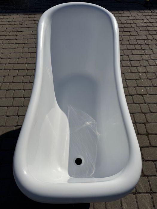 Оренда продаж  ванна на левових лапах 152 см (00165+) фотозона