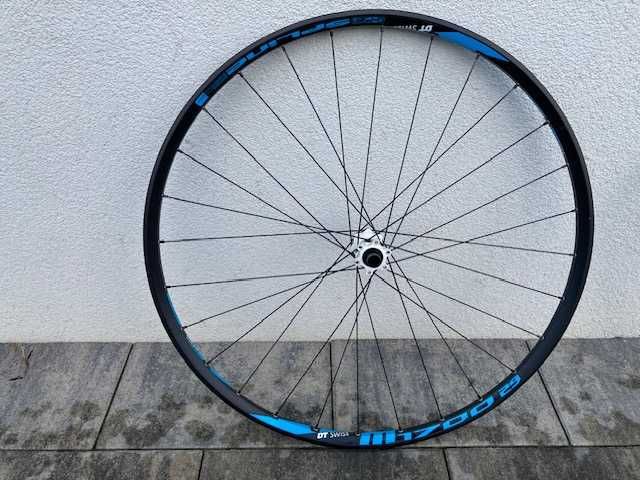 Koła 29" DT SWISS M1700 SPLINE TLR piasty DT350