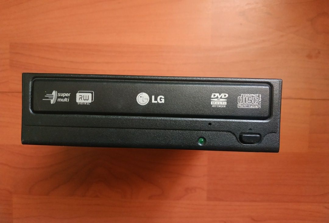 Привод CD-ROM LG.