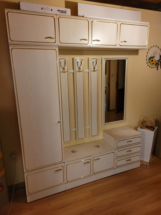 Garderoba szafka do przedpokoju wraz z komodą