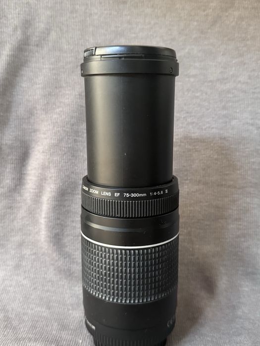 Objetiva Canon  EF 75-300