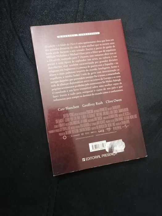 4 livros em bom estado