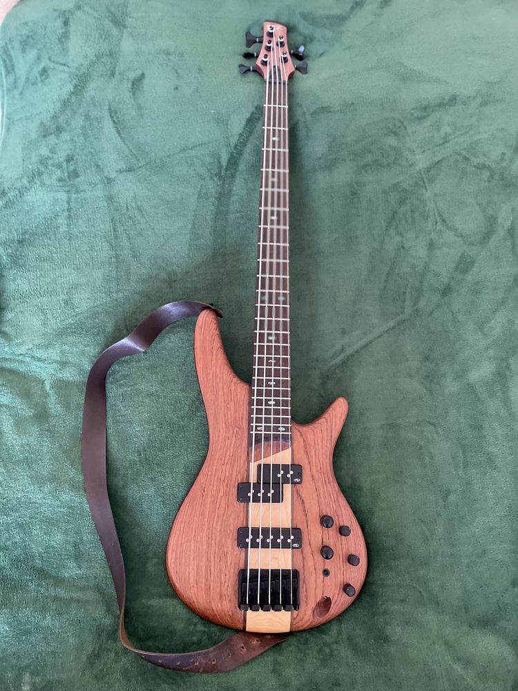 Ibanez SR 750 bass