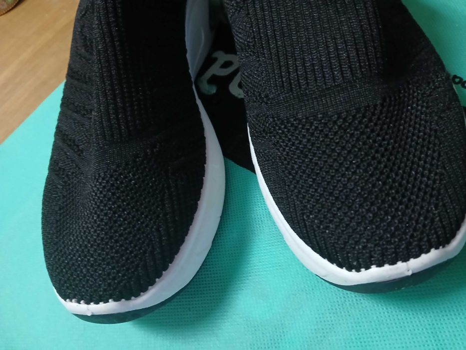 Sapatilhas pretas Adidas, sem cordões (n38)