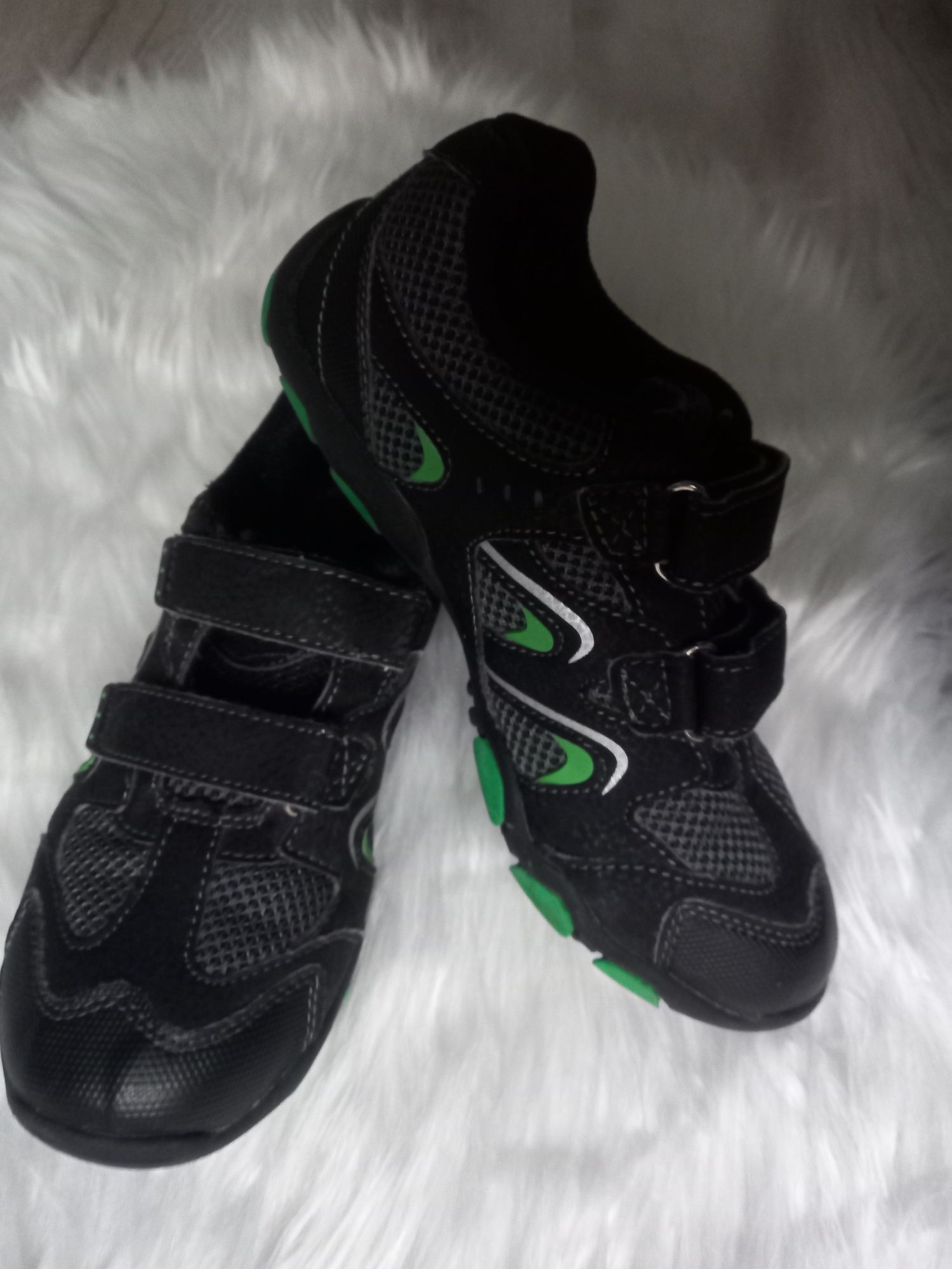Adidasy F&F czarny zielony roz 33