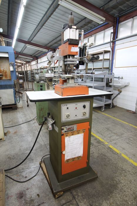 Máquina de timbrar Lirel LR 95