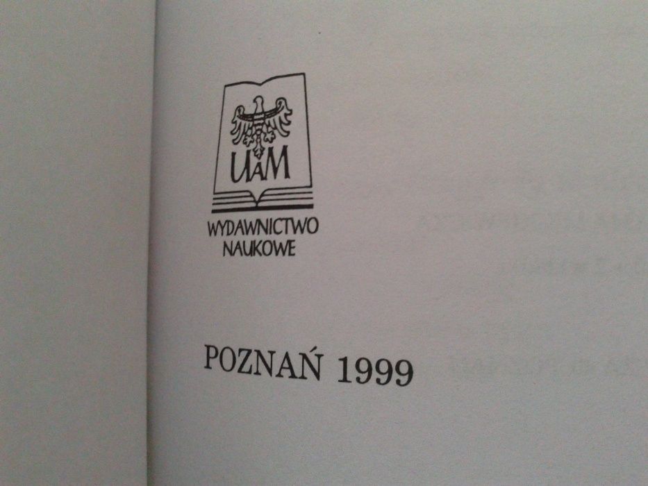 Piórem Niewieścim - Ewa Kraskowska